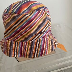 ETRO NWT Reversible Bucket Hat